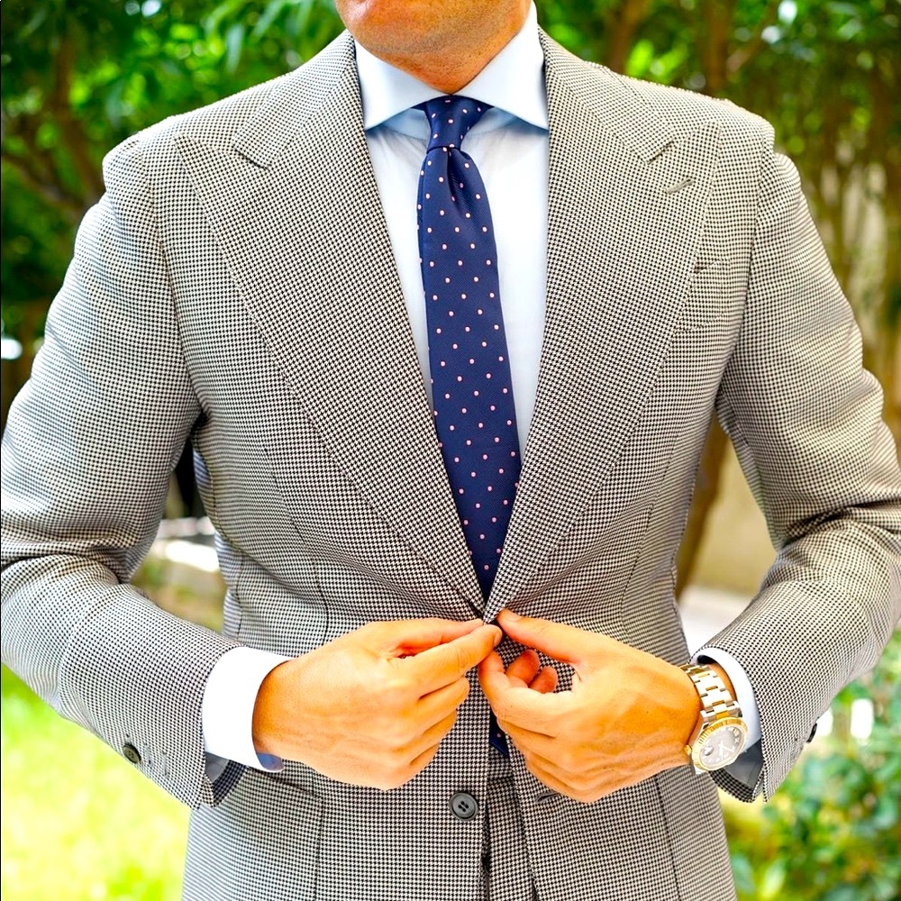 NWOT John W. Nordstrom Silk Dot Tie